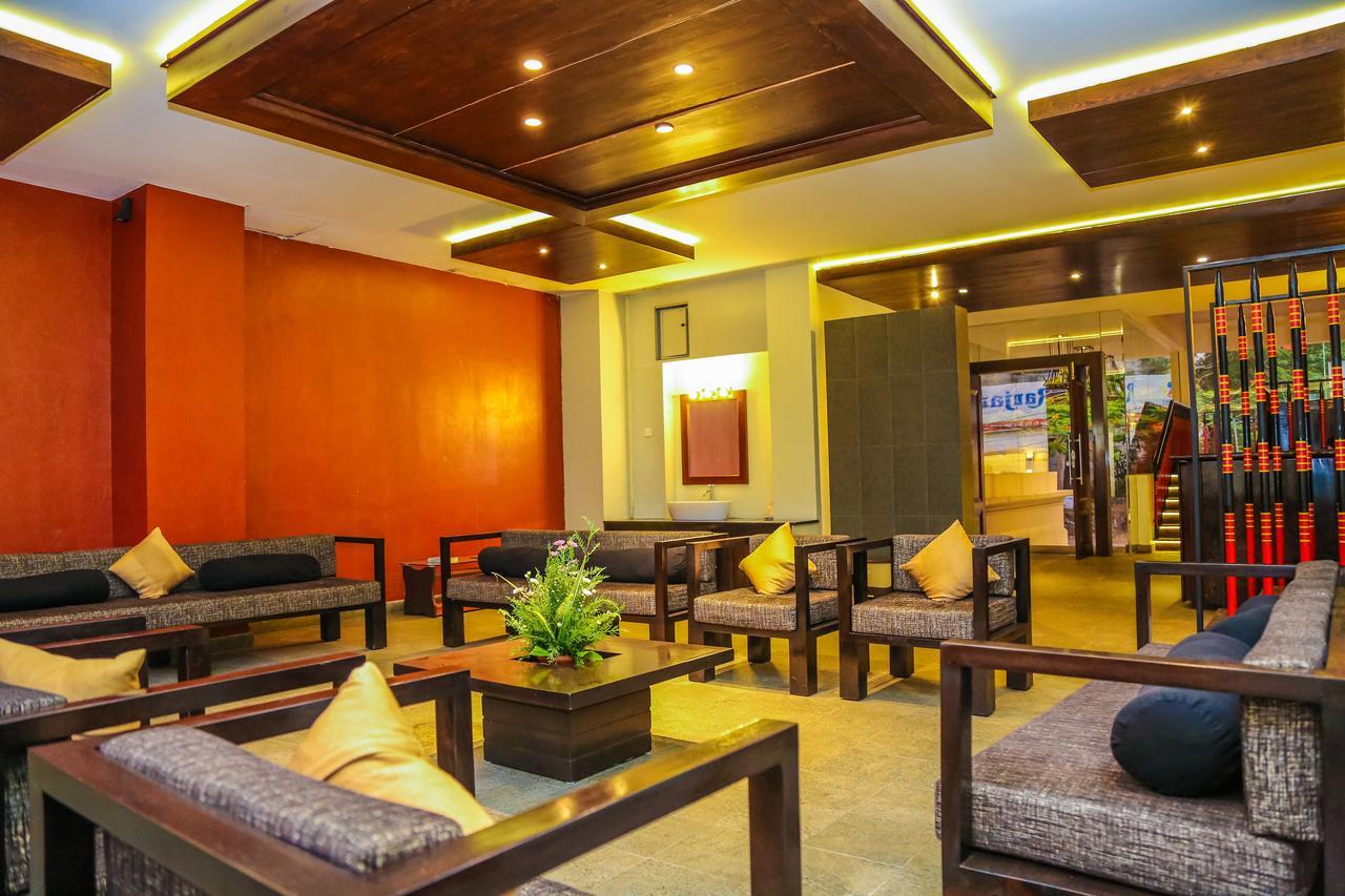Oak Ray City Hotel Kandy Exterior photo